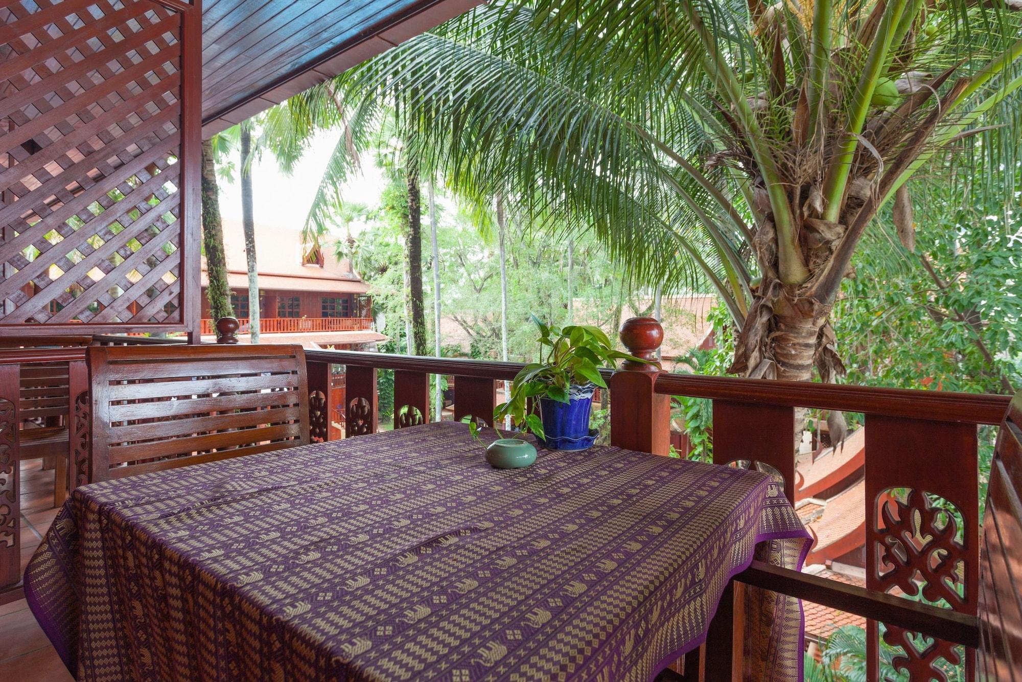 Royal Phawadee Village - 2 Minutes Walk To The Hotell Patong
